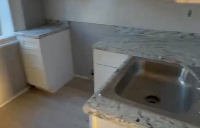 2135 S 8 ST
