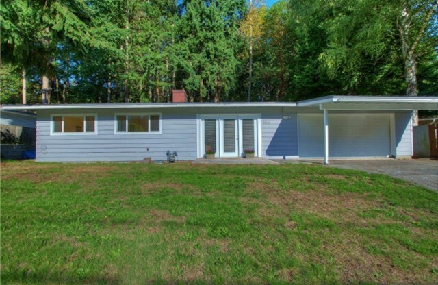 3BR/1BA Single Family House - Bellevue