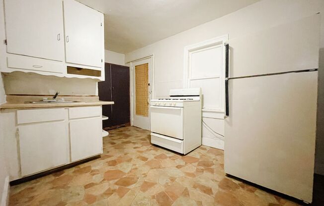 1 bed, 1 bath, 450 sqft, $625, Unit Unit 6