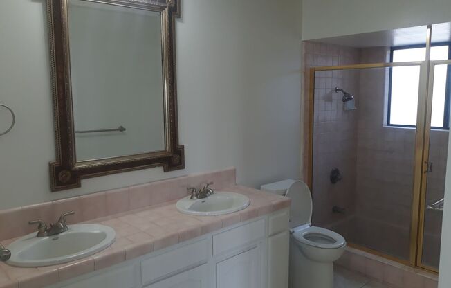 3 beds, 2 baths, $2,250