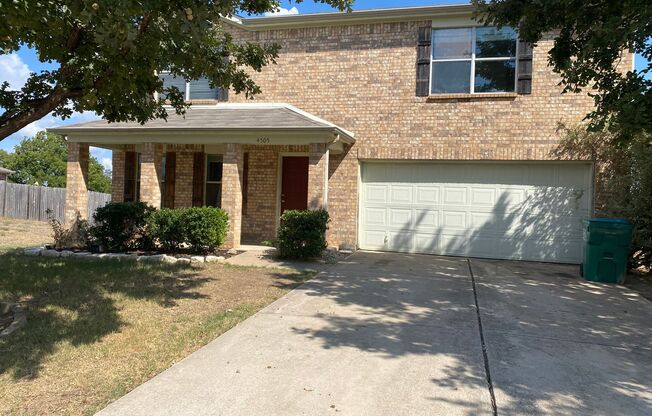 Spacious 4 bedroom house with fenced yard
