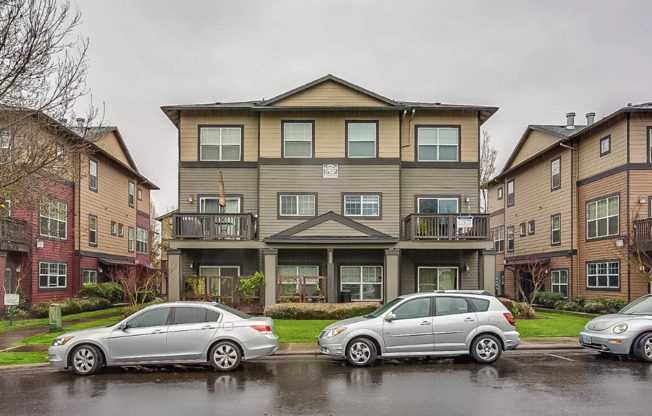 Charming 2-Bed Townhome in Sherwood with Pool Access, Garage, and Vaulted Ceilings!
