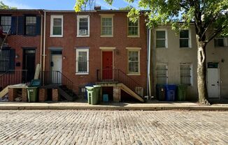 Charming 1 Bedroom Townhome ~ Ridgely's Delight