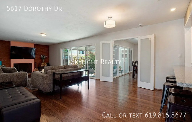5617 DOROTHY DR