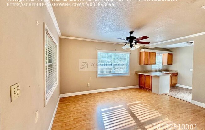 1219 E FRIERSON AVE