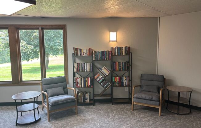 1 bed, 1 bath, 737 sqft, $1,119, Unit 1401 011
