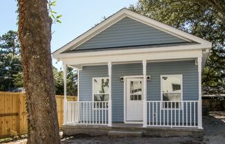 2BR/2BA Fantastic Location in Savannah