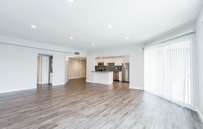 2 beds, 2 baths, 1,300 sqft, $2,998, Unit 314
