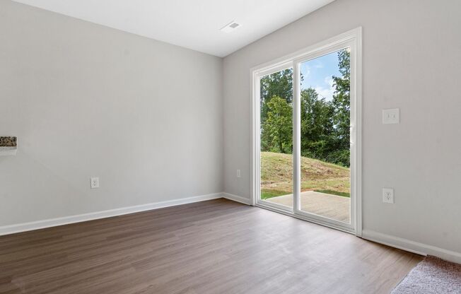 Lovely 3 Bed 2.5 Bath Home in Charlotte!