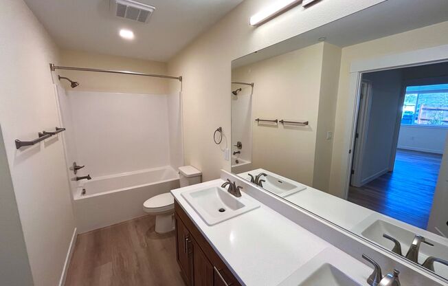2 beds, 1 bath, $1,875, Unit A104