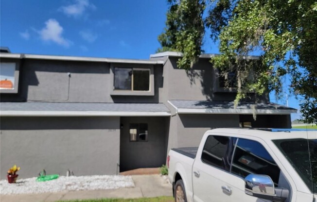 3634 NE 21 ST