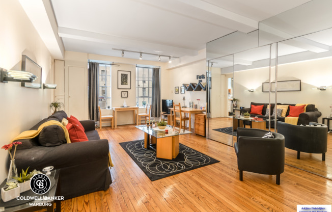 353 W 56 ST
