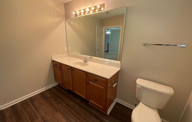 2 beds, 2 baths, 1,131 sqft, $1,475, Unit 2772-3