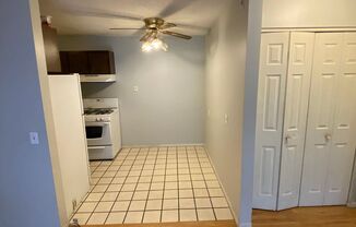 1 bed, 1 bath, 650 sqft, $1,015