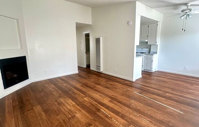 2 beds, 2 baths, 728 sqft, $2,799, Unit 25