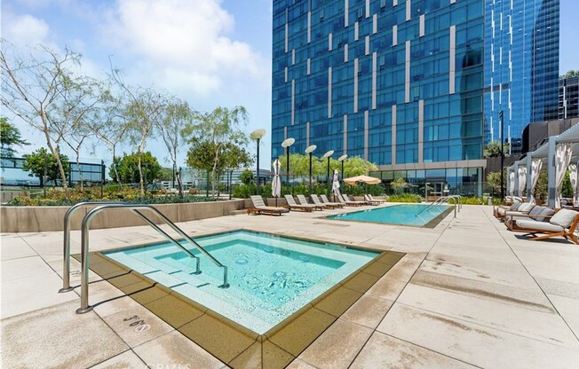 Studio, 1 bath, 480 sqft, $3,000, Unit 3305