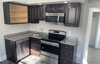 1683 Commonwealth Ave