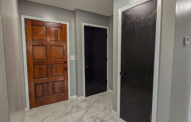 3 Bedroom 2 Bath home in Shawnee!