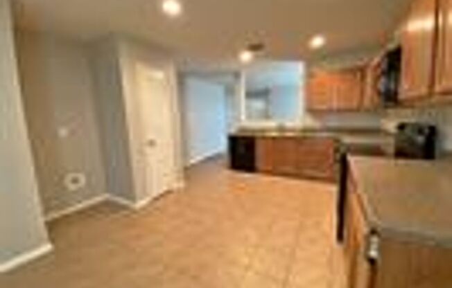 3 beds, 2 baths, $2,250