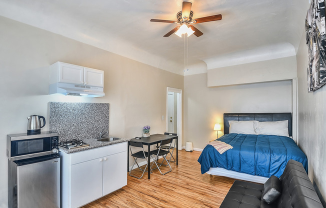 Studio, 1 bath, 142 sqft, $1,595, Unit # 103