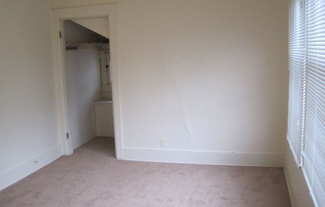 Live in Wallingford and Be Close to Everything!