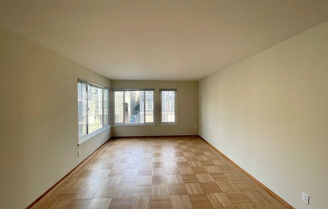 295 21st Avenue (904r)