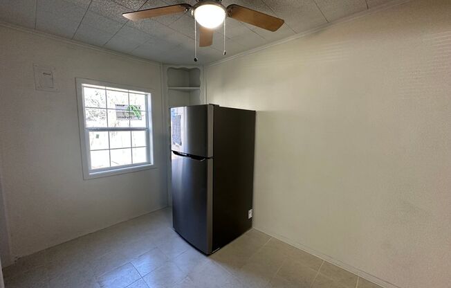 1 bed, 1 bath, 720 sqft, $695, Unit Front