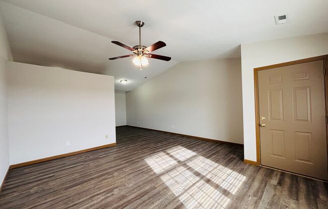 1 bed, 1 bath, 612 sqft, $1,025, Unit 5812-07 PVC