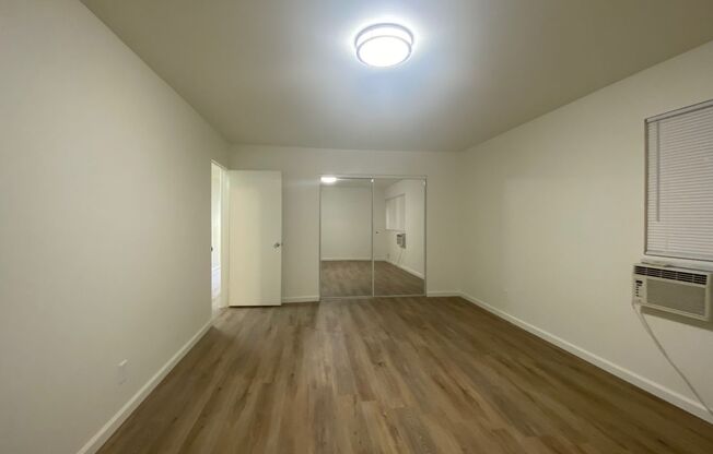 2 beds, 1 bath, $2,100, Unit Downstairs