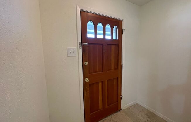 Spacious 4-Bedroom Home for Rent in North Irving!