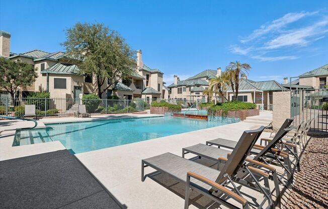 2 beds, 2 baths, $1,699, Unit Unit 102