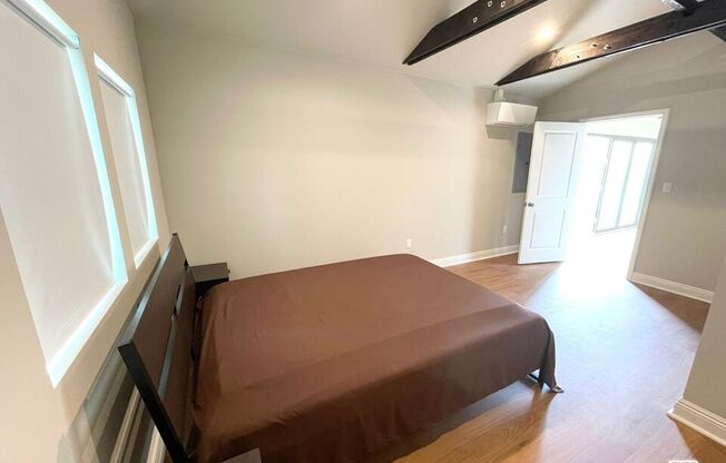 1 bed, 1 bath, 600 sqft, $2,650