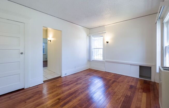 24th Street Apartments