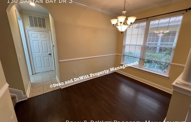 130 BANYAN BAY DR S