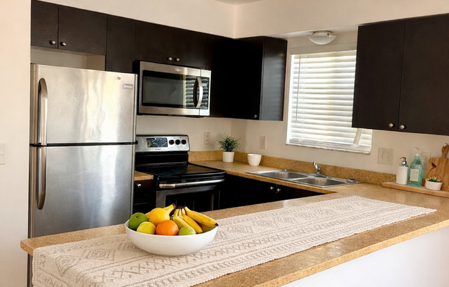 3 beds, 2 baths, 1,205 sqft, $2,075, Unit 150