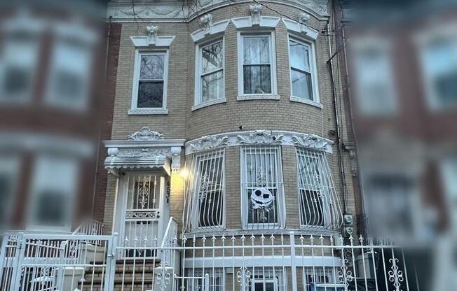 453 RIDGEWOOD AVE RIDGEWOOD AVE