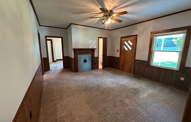 Great 3 BR, 1.5 BA House Near Lake Norman FOR RENT
