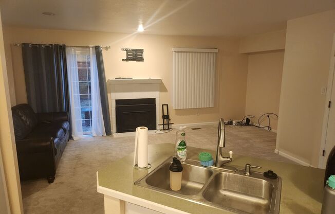 2 beds, 1.5 baths, $2,150, Unit # 12