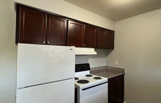 2 beds, 1 bath, 950 sqft, $1,275, Unit 15