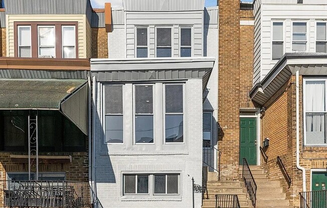 1754 GEORGES LN