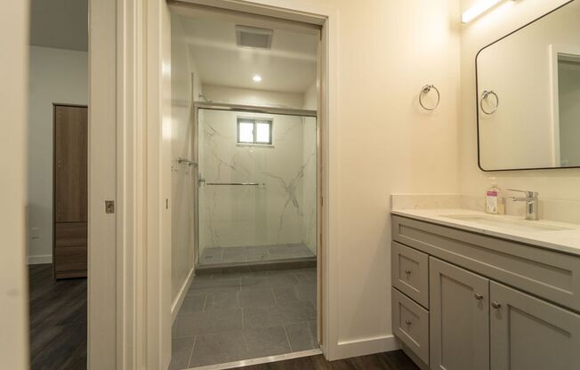 Studio, 1 bath, 1,186 sqft, $748, Unit Spring Double 2027