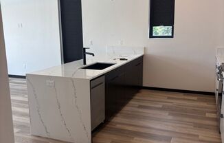 Modern Midtown Living | 2 Bed, 2 Bath Near Dining & Downtown CdA!