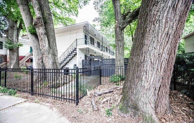 1 bed, 1 bath, 550 sqft, $1,000, Unit 6