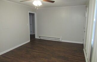 2 beds, 1 bath, $895