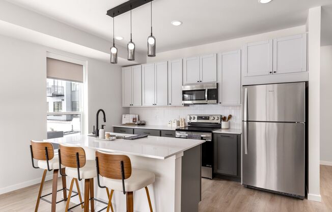 2 beds, 2 baths, 1,056 sqft, $2,675, Unit 601