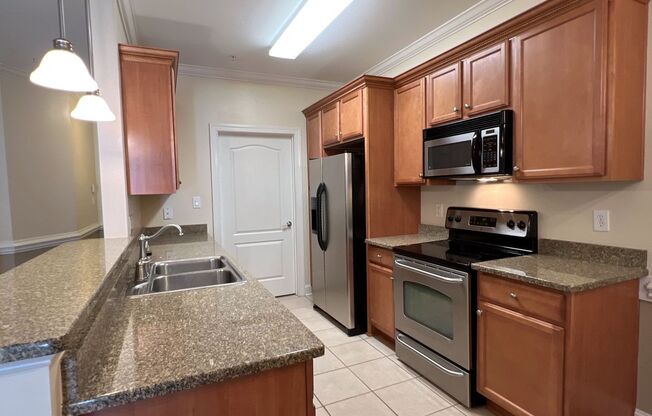 3 beds, 2 baths, $1,520, Unit Unit 102