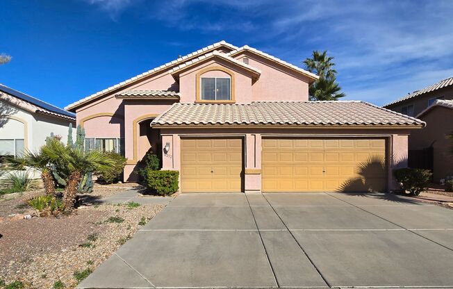 Awesome Goodyear home with SOLAR & POOL!