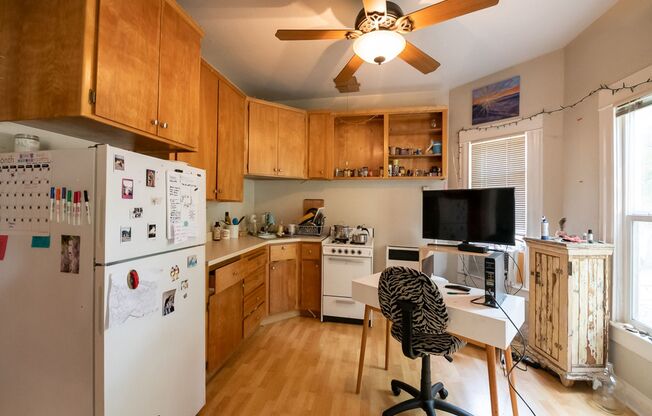 1 bed, 1 bath, $895, Unit 726 #2