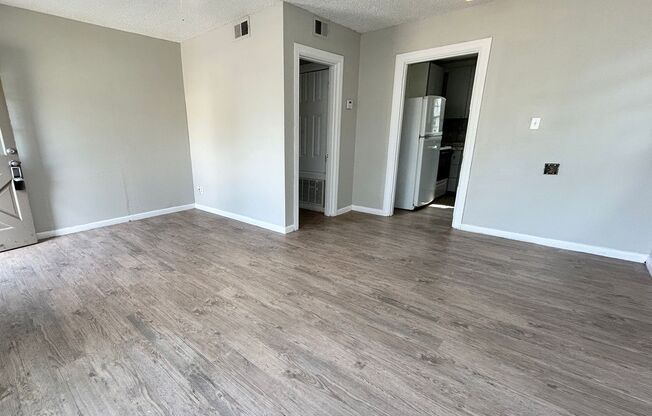 2Bed/1Bath Available