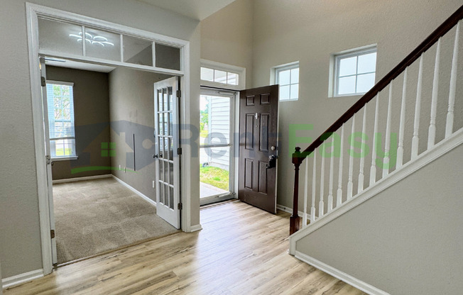 1005 SILVER CHARM CIR